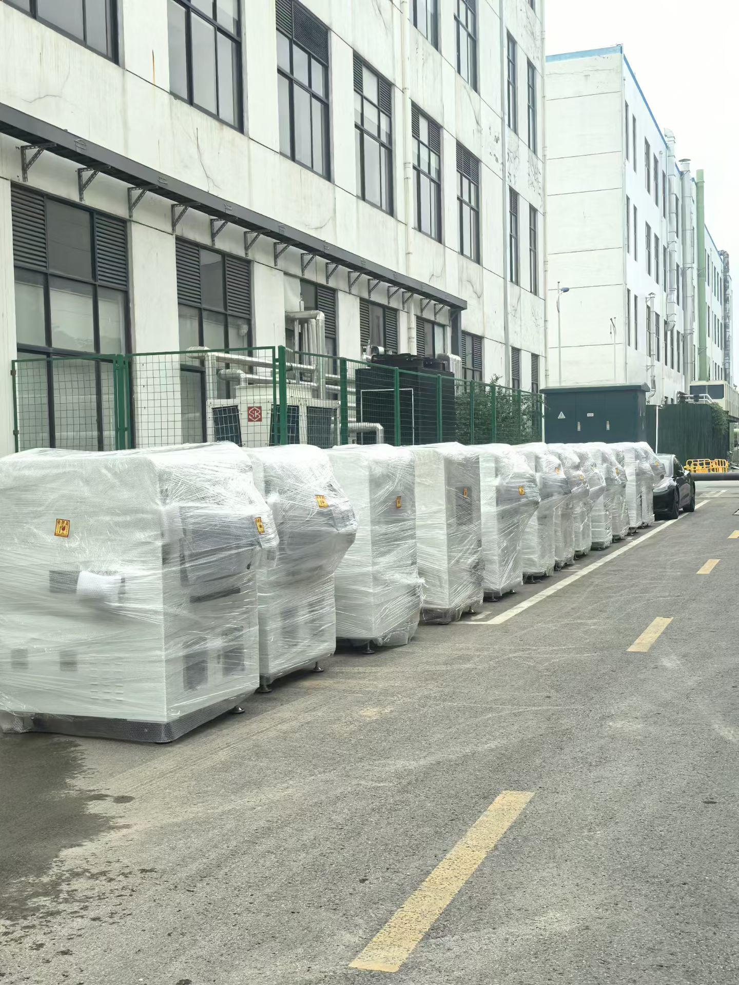 硬核交付！YH533388银河激光点焊机交货现场